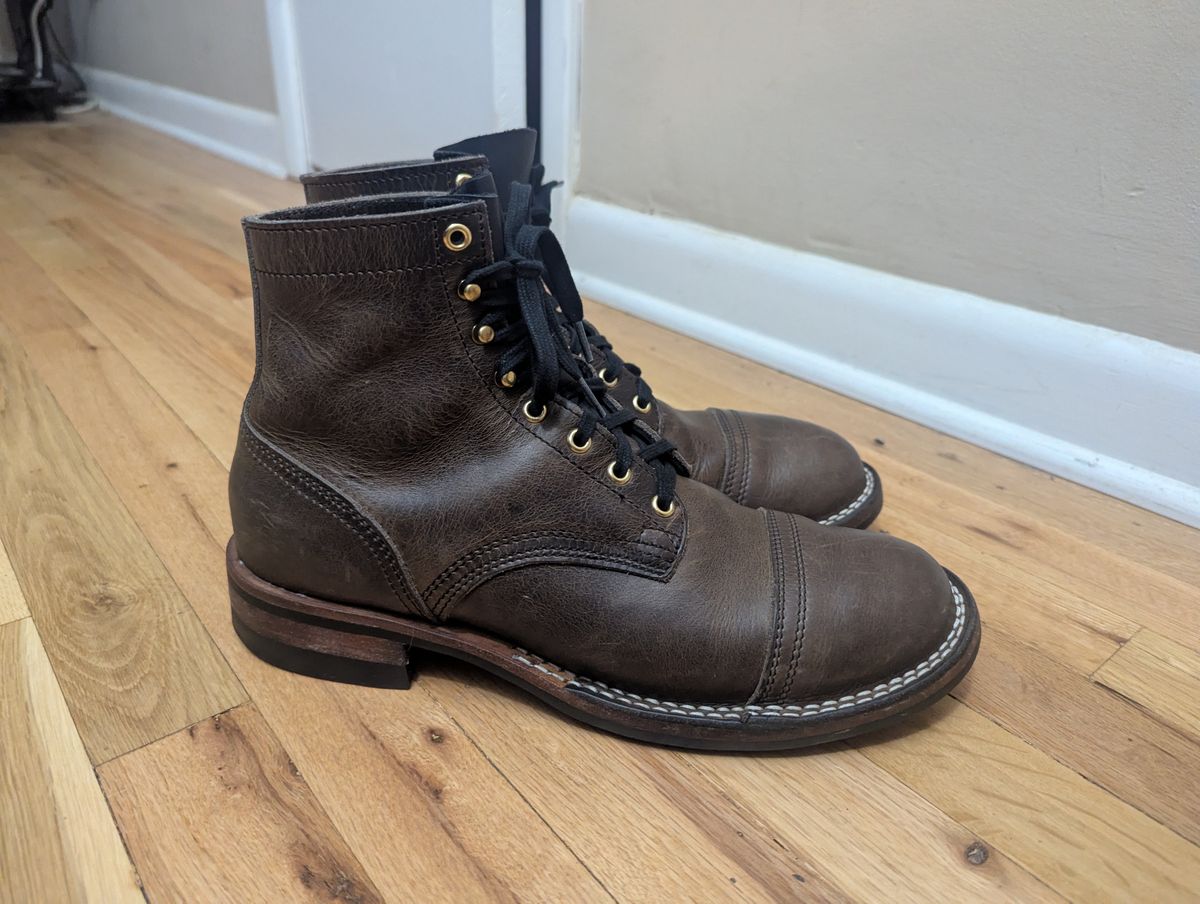 Photo by ABlazinBlueToe on February 6, 2026 of the Nicks Americana in Horween Charcoal Cypress.