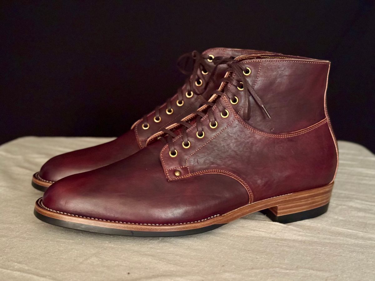 Photo by archwild on November 5, 2025 of the Østmo X Iron Boots Type 1 in Hand-Dyed Burgundy Maryam Washed Horsehide.