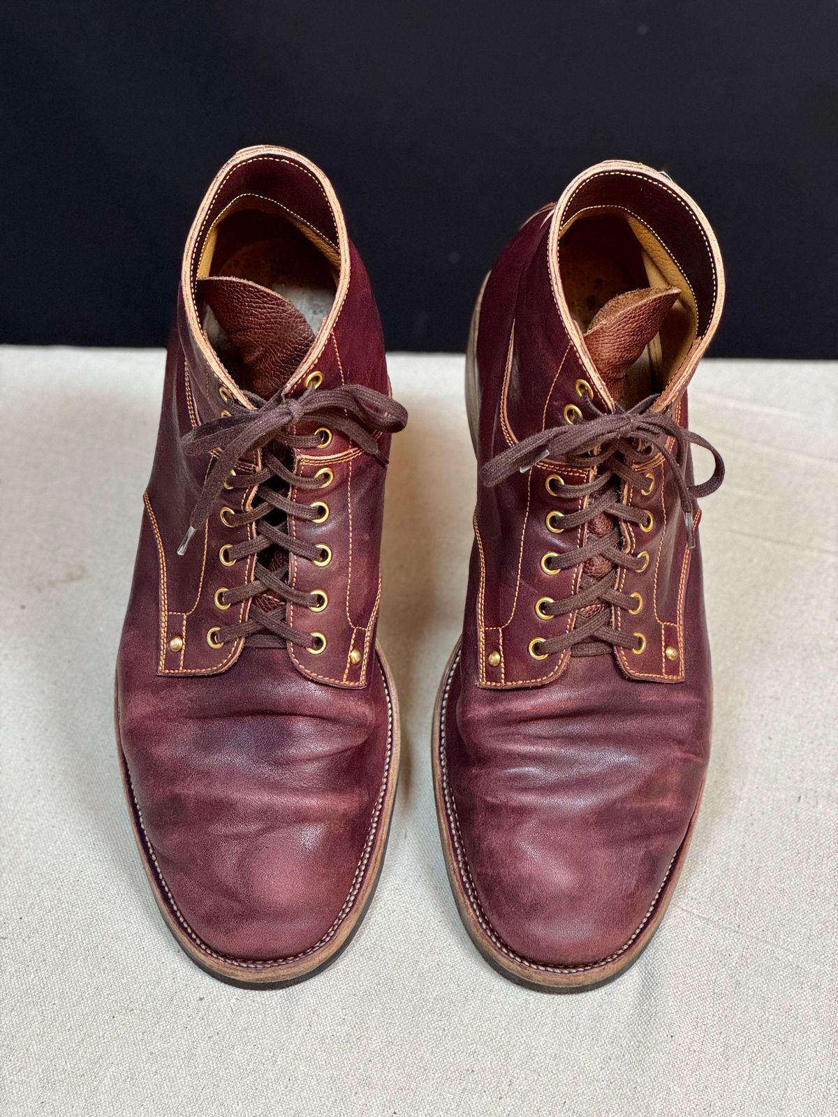 Photo by archwild on January 31, 2026 of the Østmo X Iron Boots Type 1 in Hand-Dyed Burgundy Maryam Washed Horsehide.