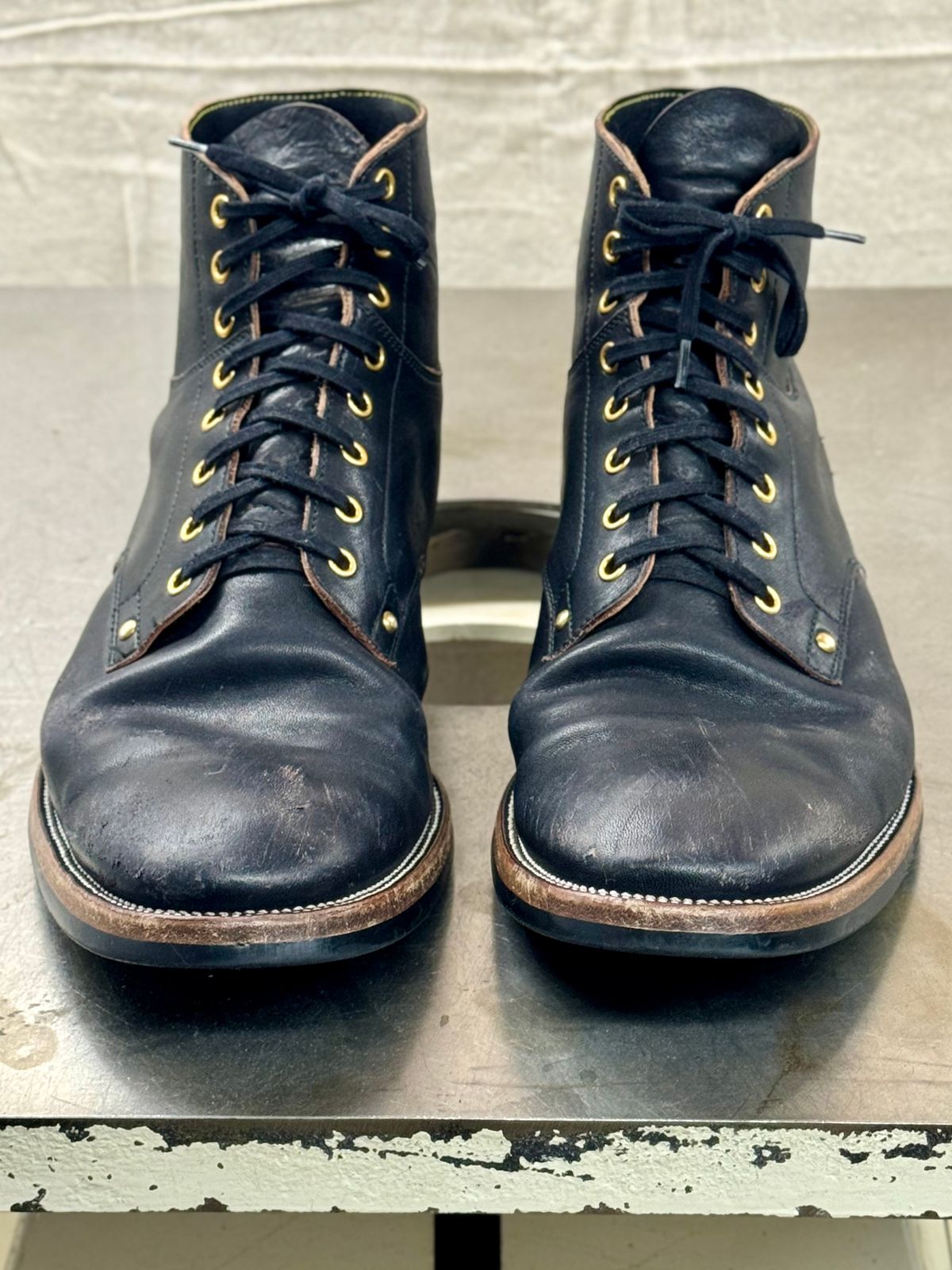 Photo by archwild on November 2, 2024 of the Iron Boots x Østmo Type 1 in Maryam Black Hand-Dyed Horsehide.