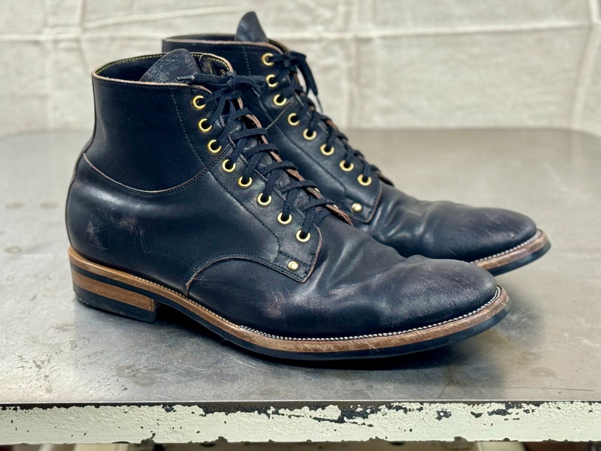 Photo by archwild on November 2, 2024 of the Iron Boots x Østmo Type 1 in Maryam Black Hand-Dyed Horsehide.