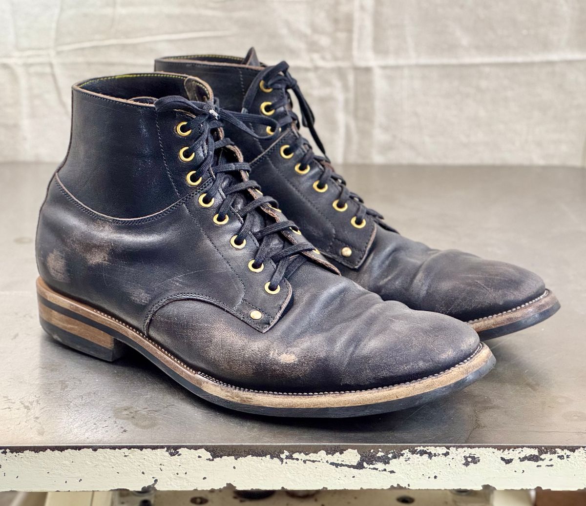 Photo by archwild on December 3, 2024 of the Iron Boots x Østmo Type 1 in Maryam Black Hand-Dyed Horsehide.