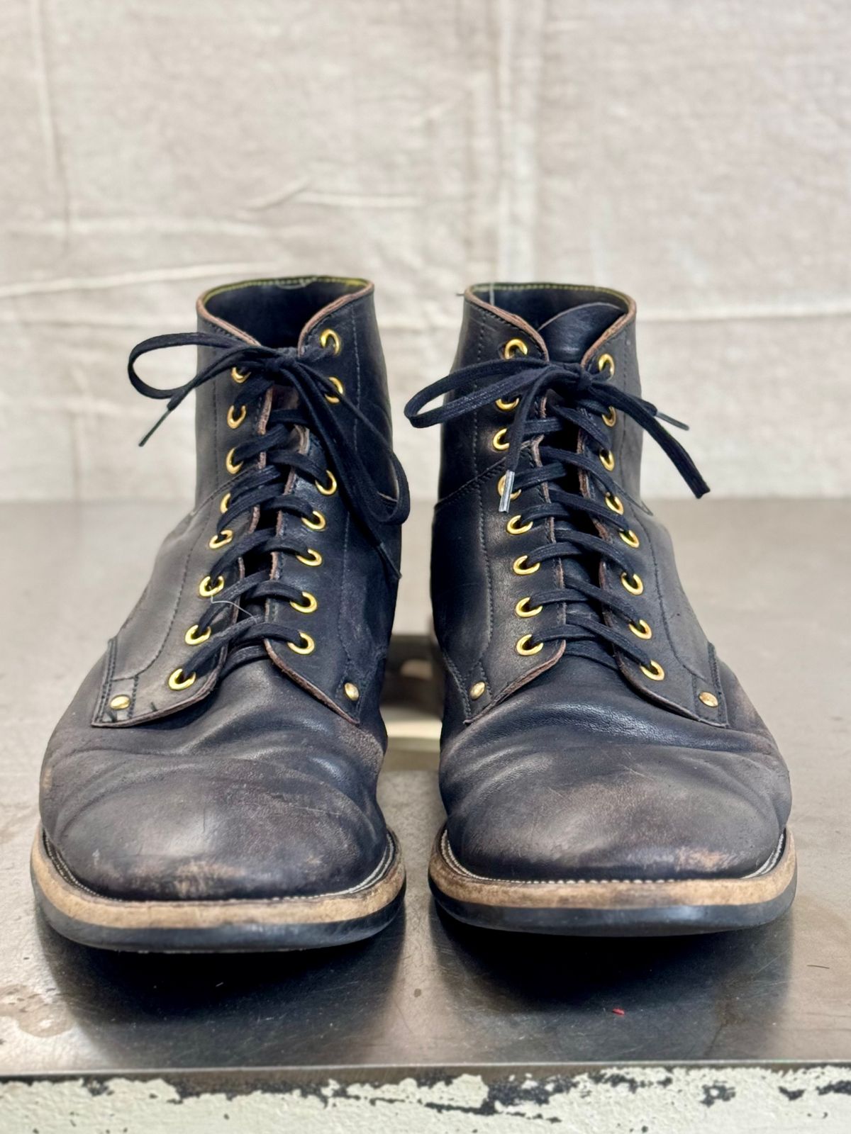 Photo by archwild on February 4, 2025 of the Iron Boots x Østmo Type 1 in Maryam Black Hand-Dyed Horsehide.