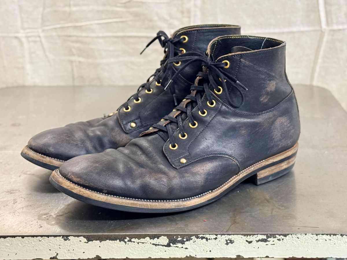 Photo by archwild on February 4, 2025 of the Iron Boots x Østmo Type 1 in Maryam Black Hand-Dyed Horsehide.