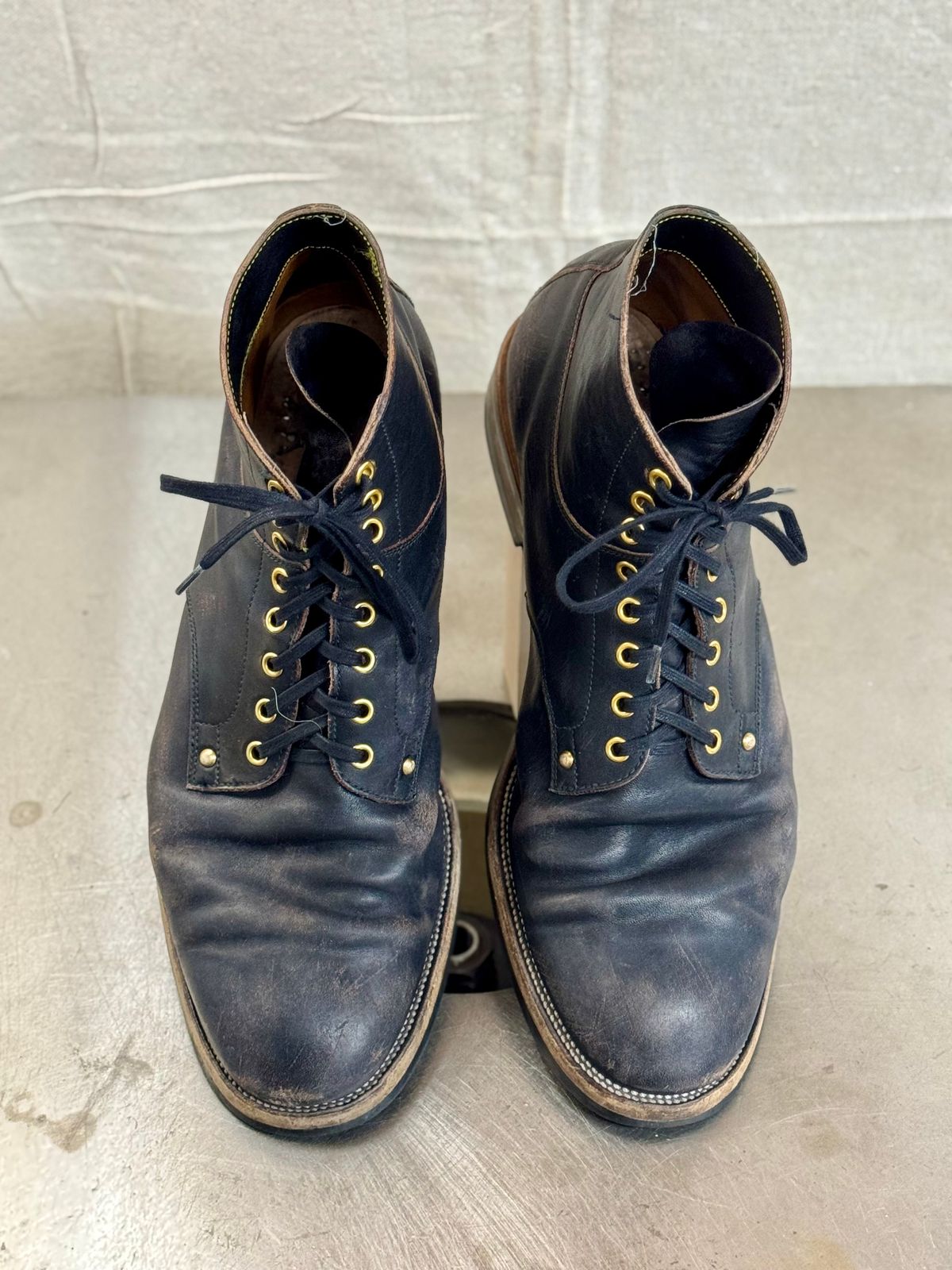Photo by archwild on February 4, 2025 of the Iron Boots x Østmo Type 1 in Maryam Black Hand-Dyed Horsehide.