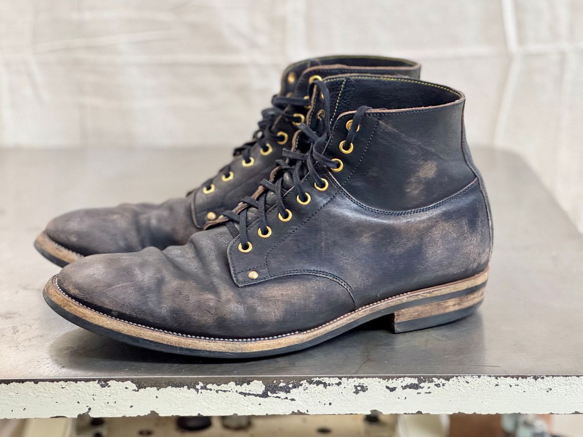 Photo by archwild on March 5, 2025 of the Iron Boots x Østmo Type 1 in Maryam Black Hand-Dyed Horsehide.