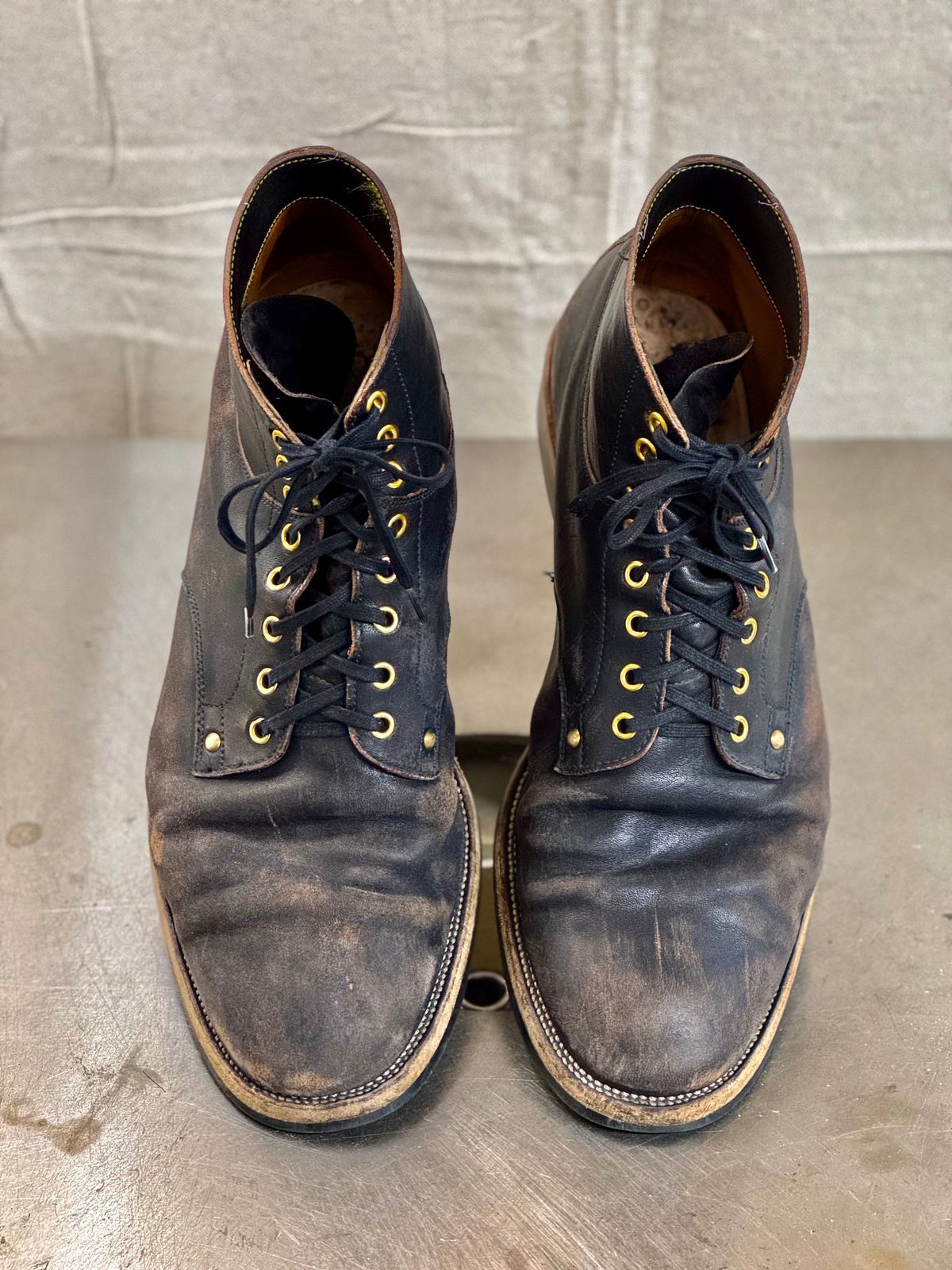 Photo by archwild on March 30, 2025 of the Iron Boots x Østmo Type 1 in Maryam Black Hand-Dyed Horsehide.
