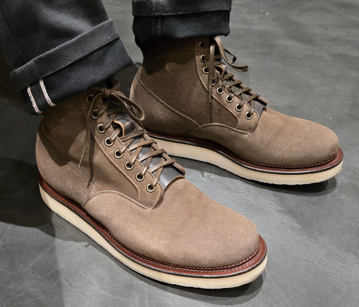 Photo by chuligani on January 15, 2026 of the Viberg Scout Boot in C.F. Stead Fog Janus Calf Suede.