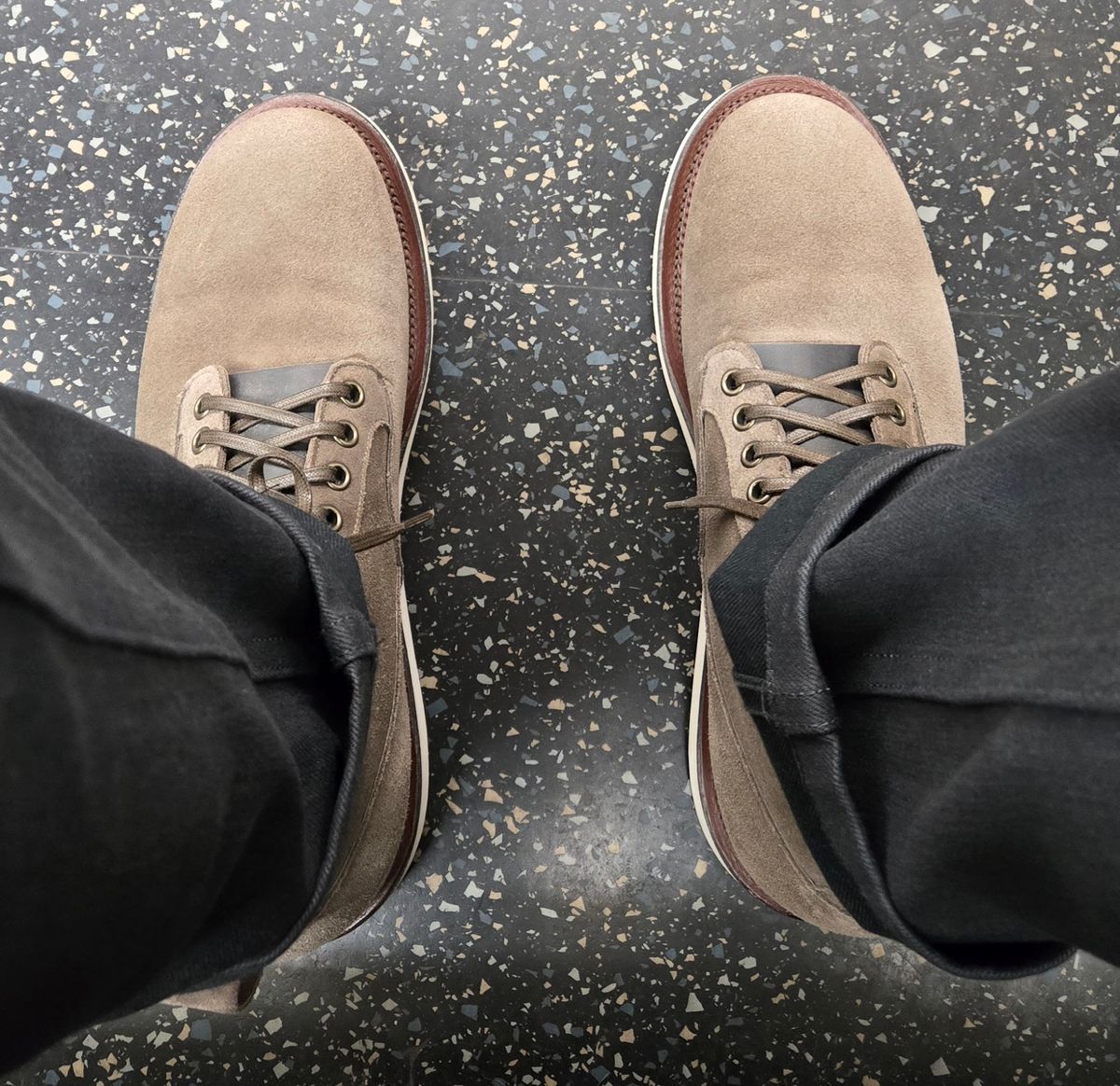 Photo by chuligani on January 15, 2026 of the Viberg Scout Boot in C.F. Stead Fog Janus Calf Suede.