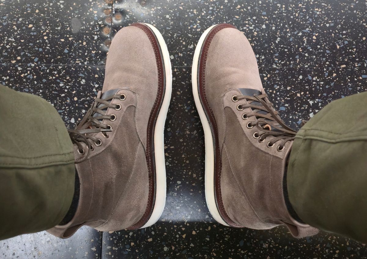 Photo by chuligani on June 16, 2026 of the Viberg Scout Boot in C.F. Stead Fog Janus Calf Suede.