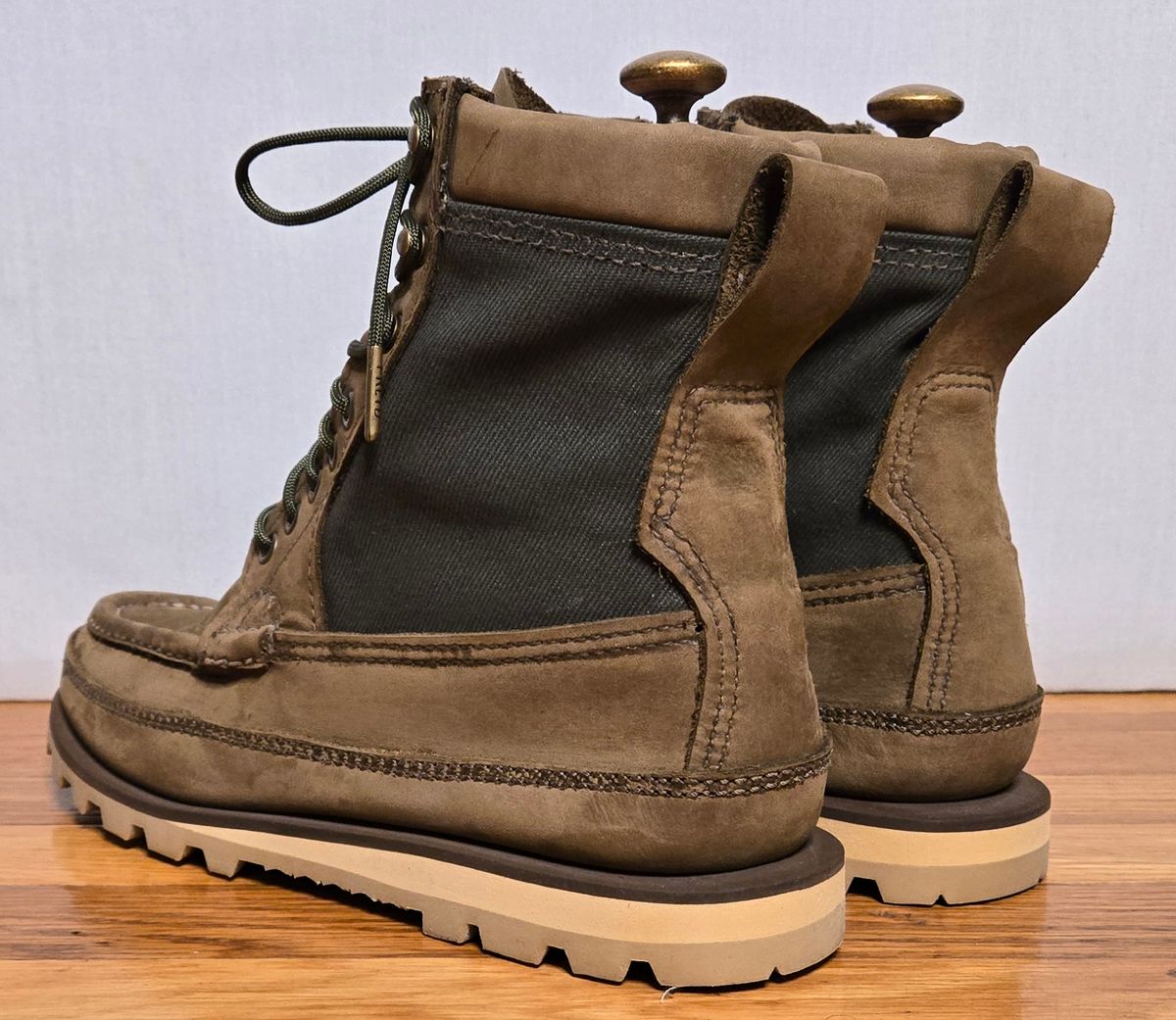 Photo by chuligani on May 31, 2026 of the Russell Moccasin Co. Joe's PH in S.B. Foot Sage Chamois & Olive Twill.