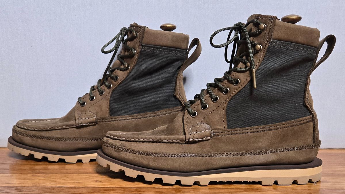 Photo by chuligani on May 31, 2026 of the Russell Moccasin Co. Joe's PH in S.B. Foot Sage Chamois & Olive Twill.