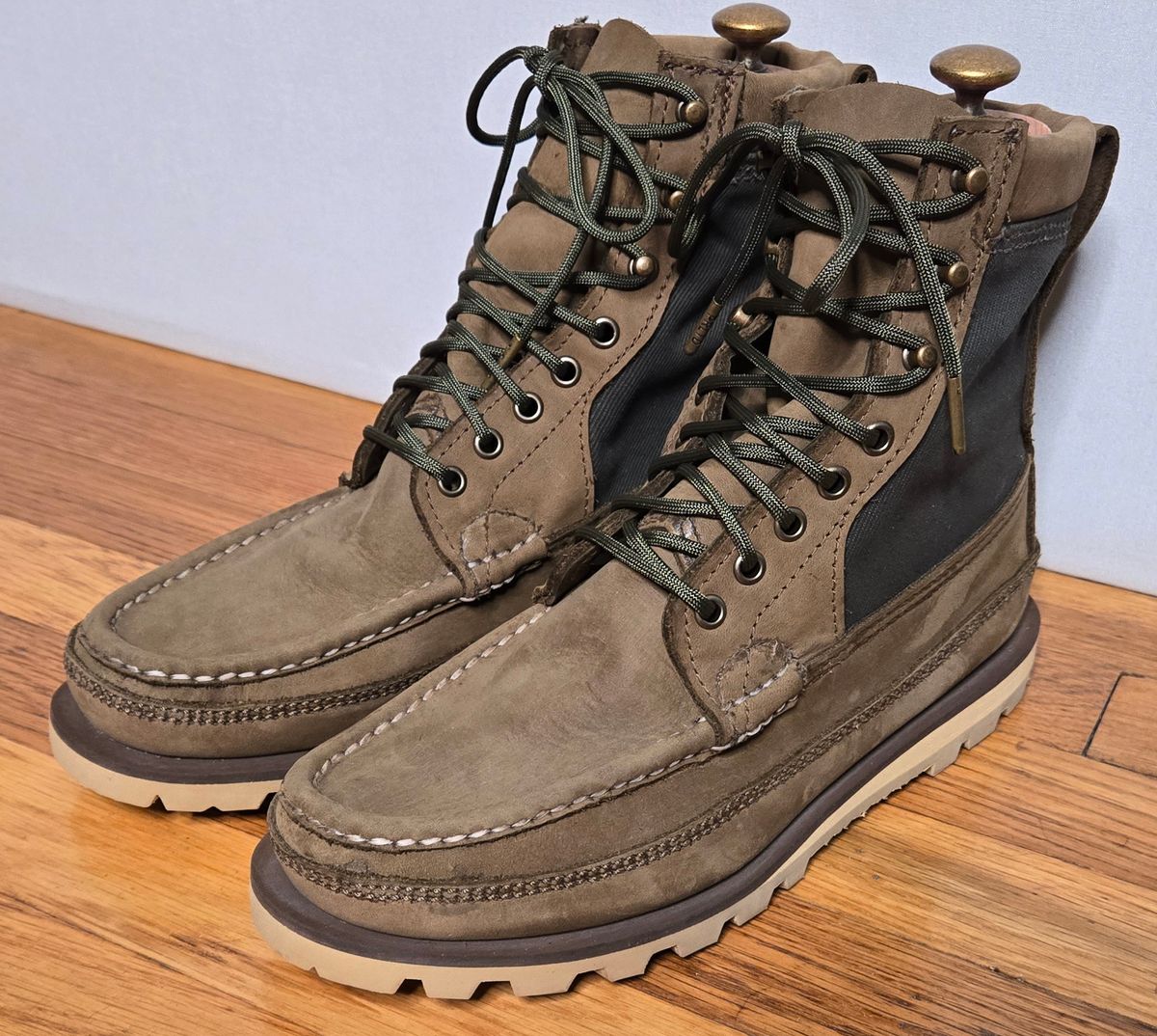 Photo by chuligani on May 31, 2026 of the Russell Moccasin Co. Joe's PH in S.B. Foot Sage Chamois & Olive Twill.