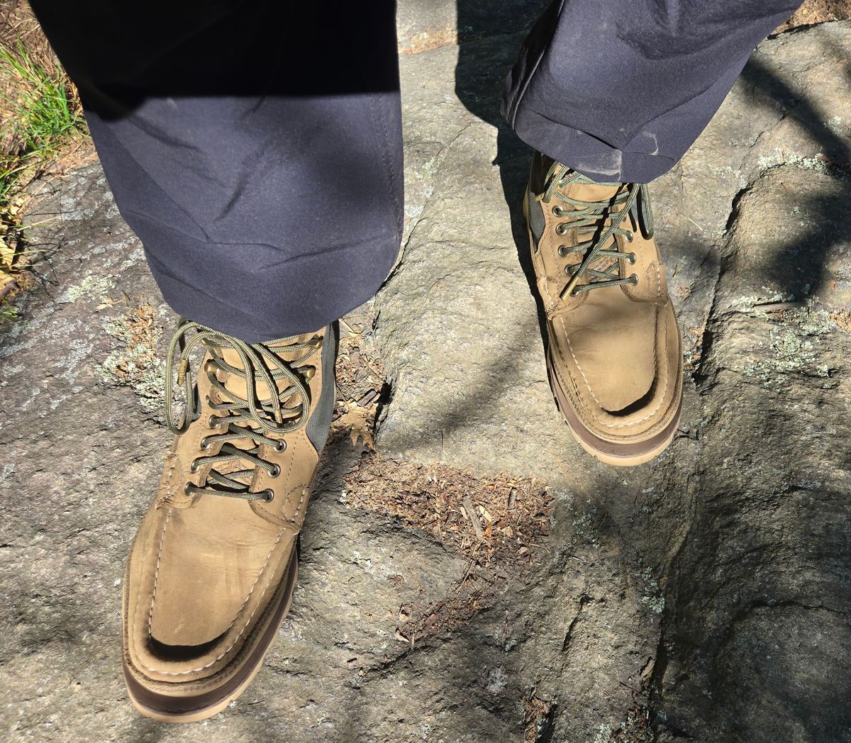 Photo by chuligani on June 13, 2026 of the Russell Moccasin Co. Joe's PH in S.B. Foot Sage Chamois & Olive Twill.