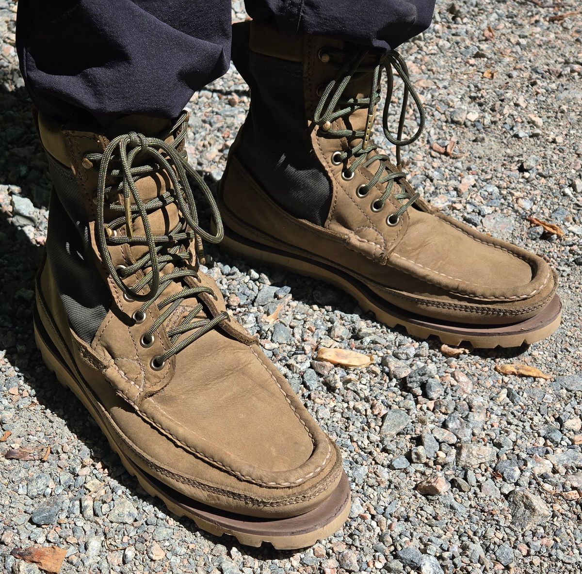 Photo by chuligani on June 13, 2026 of the Russell Moccasin Co. Joe's PH in S.B. Foot Sage Chamois & Olive Twill.