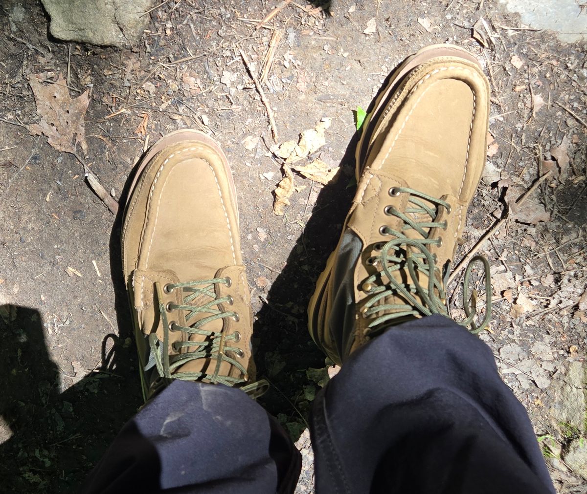 Photo by chuligani on June 13, 2026 of the Russell Moccasin Co. Joe's PH in S.B. Foot Sage Chamois & Olive Twill.