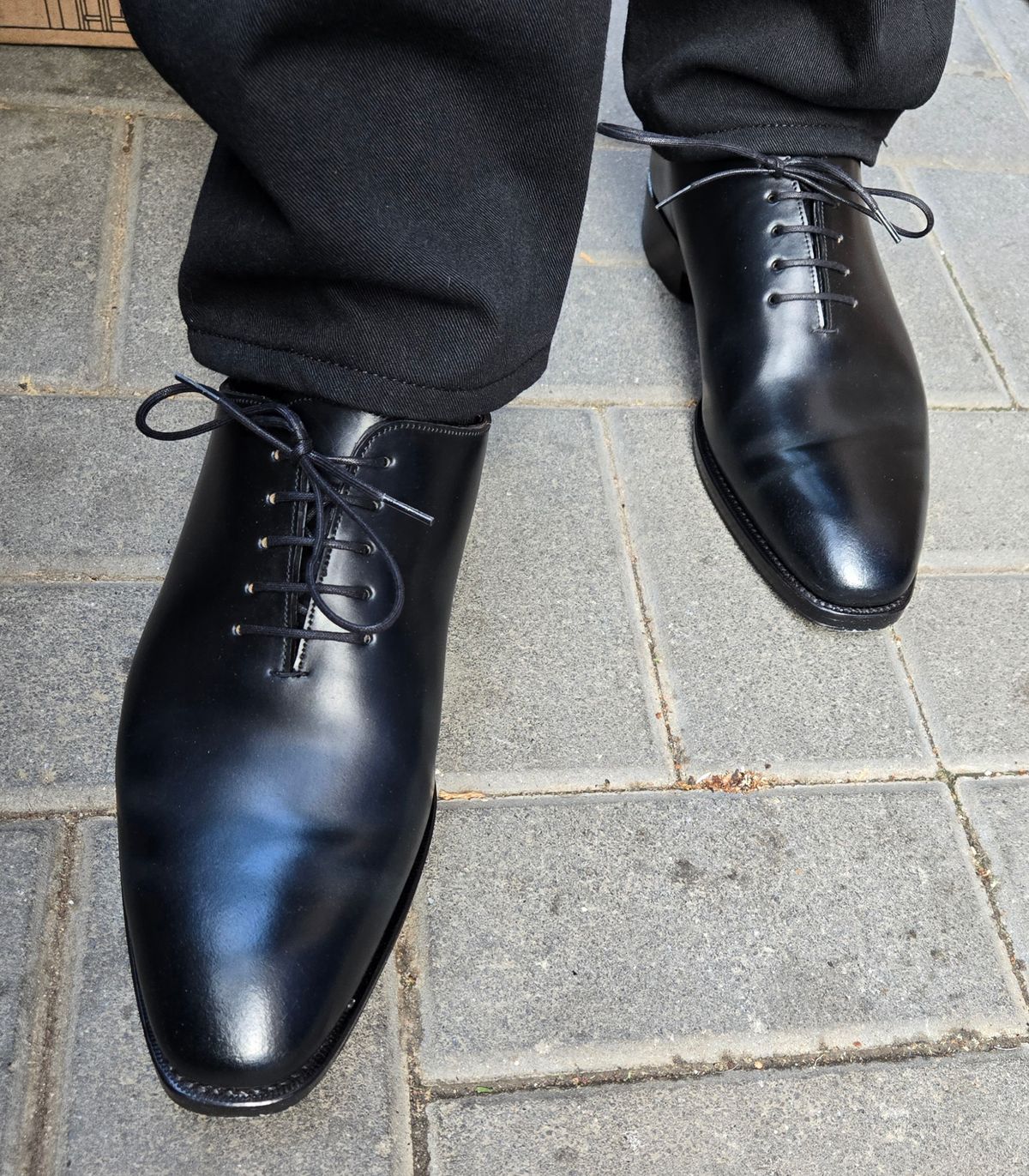 Photo by chuligani on May 14, 2026 of the Carmina Wholecut 910 in Horween Black Shell Cordovan.