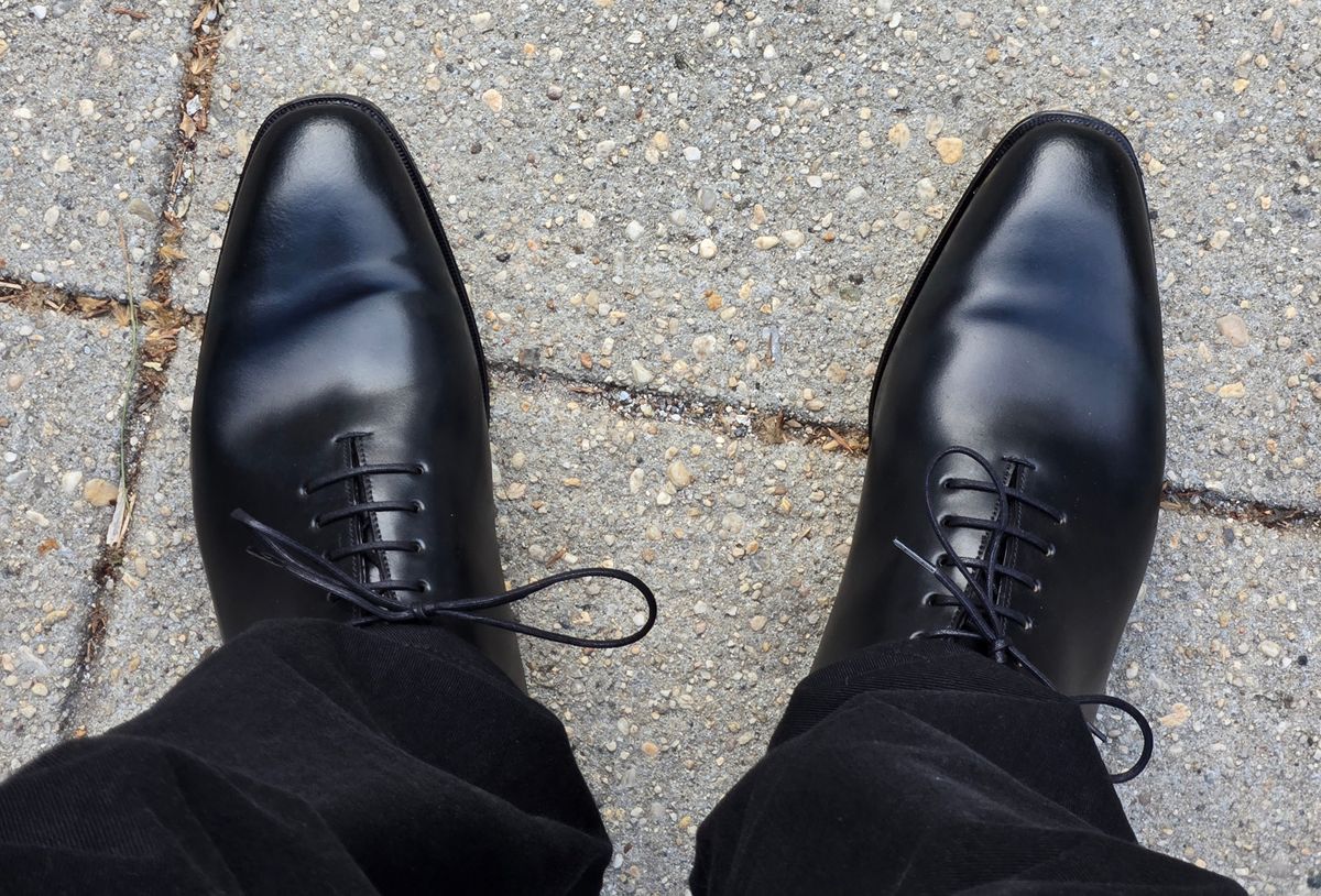 Photo by chuligani on May 14, 2026 of the Carmina Wholecut 910 in Horween Black Shell Cordovan.