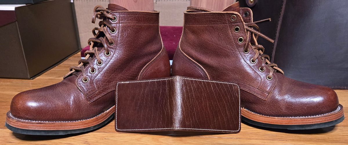 Photo by chuligani on February 26, 2026 of the Renav ISN - 106 in Horween Cognac Aspen.