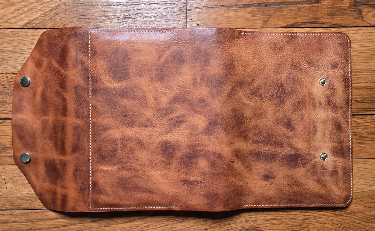 Photo by chuligani on July 8, 2026 of the JHM Wood And Leather Crafts Leather Notebook Cover in Badalassi Carlo Natural Waxy Natural.
