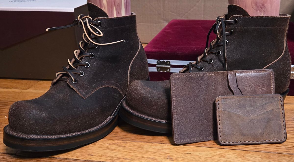 Photo by chuligani on February 17, 2026 of the Viberg Service Boot in Horween Washed Waxed Flesh Brown.