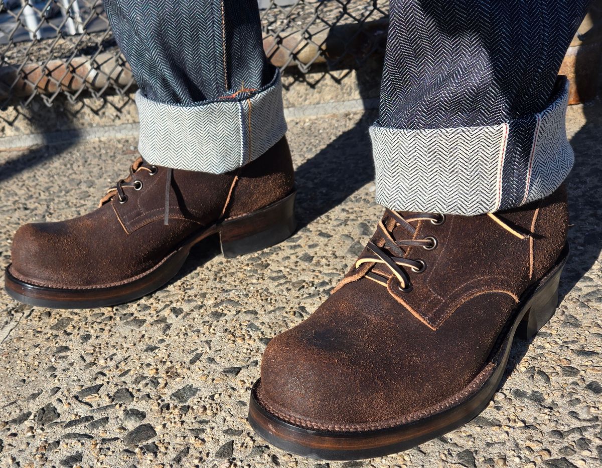 Photo by chuligani on March 24, 2026 of the Viberg Service Boot in Horween Washed Waxed Flesh Brown.