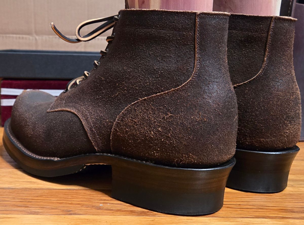 Photo by chuligani on February 16, 2026 of the Viberg Service Boot in Horween Washed Waxed Flesh Brown.