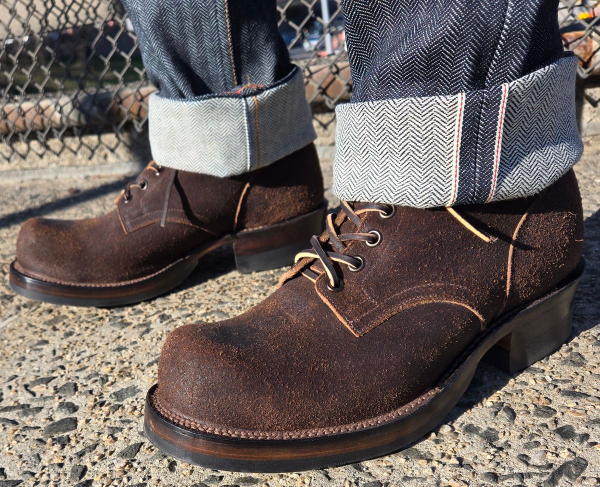 Photo by chuligani on March 24, 2026 of the Viberg Service Boot in Horween Washed Waxed Flesh Brown.