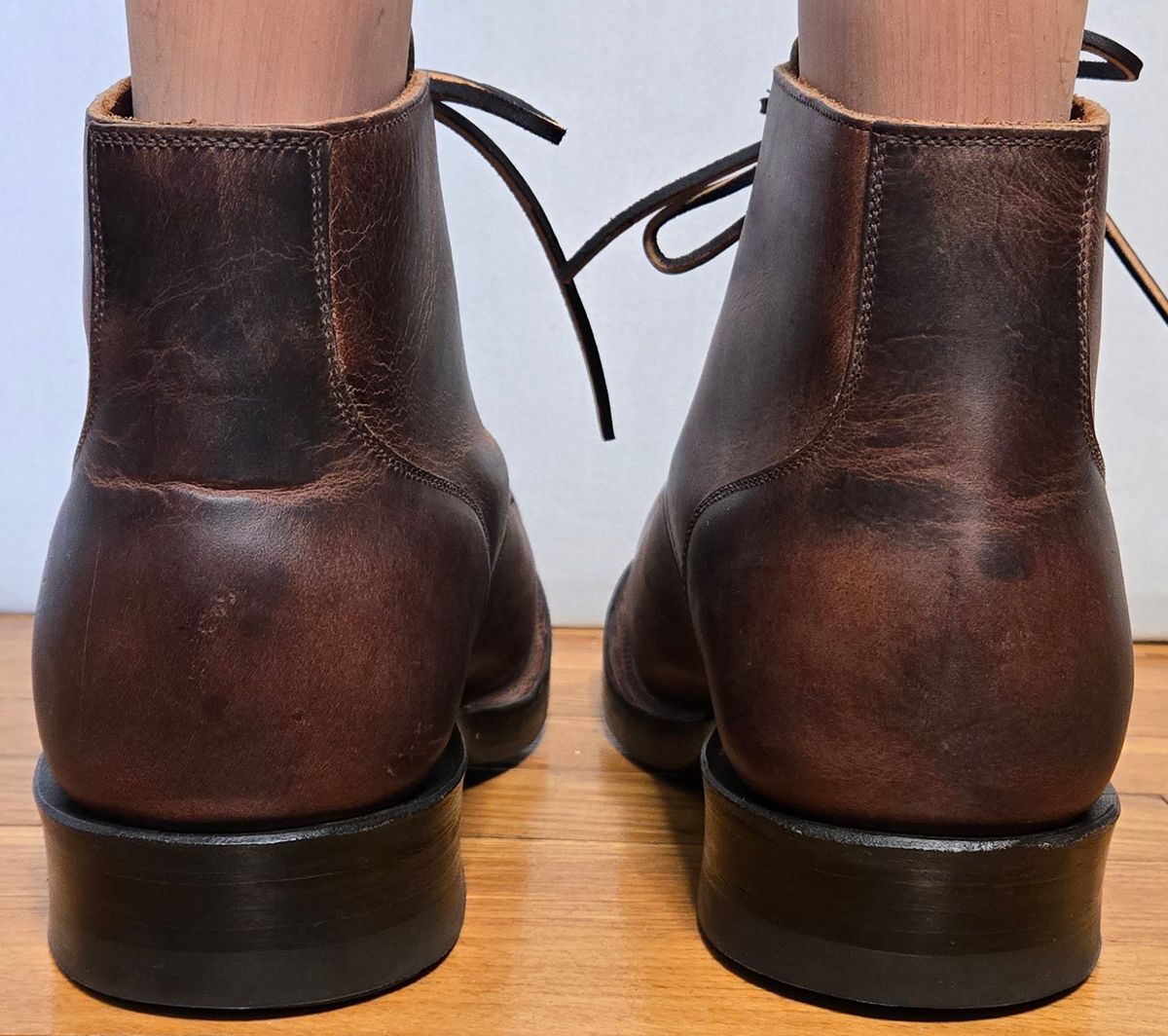 Photo by chuligani on April 29, 2026 of the Viberg Service Boot in Horween Rowdy Dachshund.