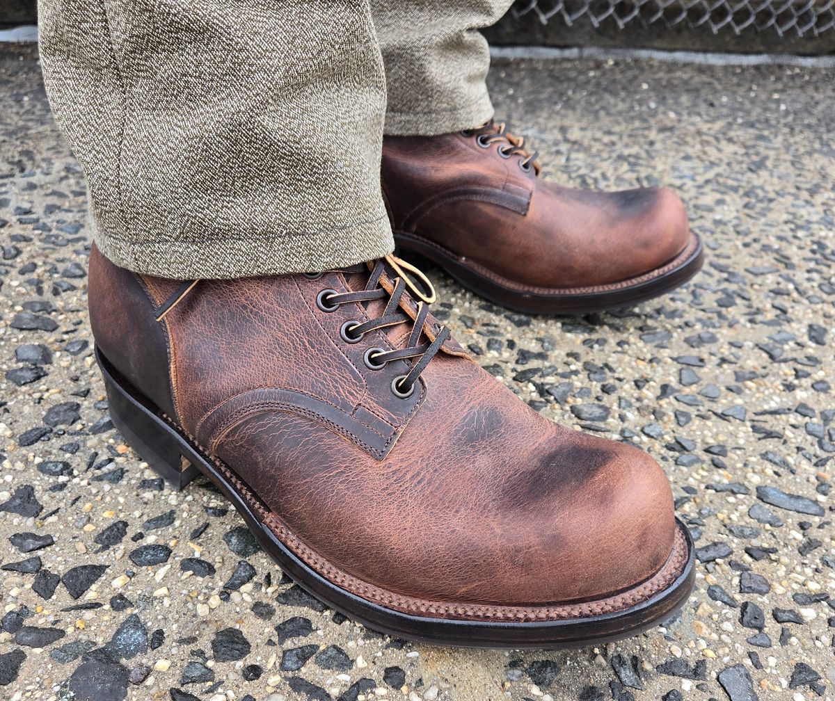 Photo by chuligani on April 30, 2026 of the Viberg Service Boot in Horween Rowdy Dachshund.