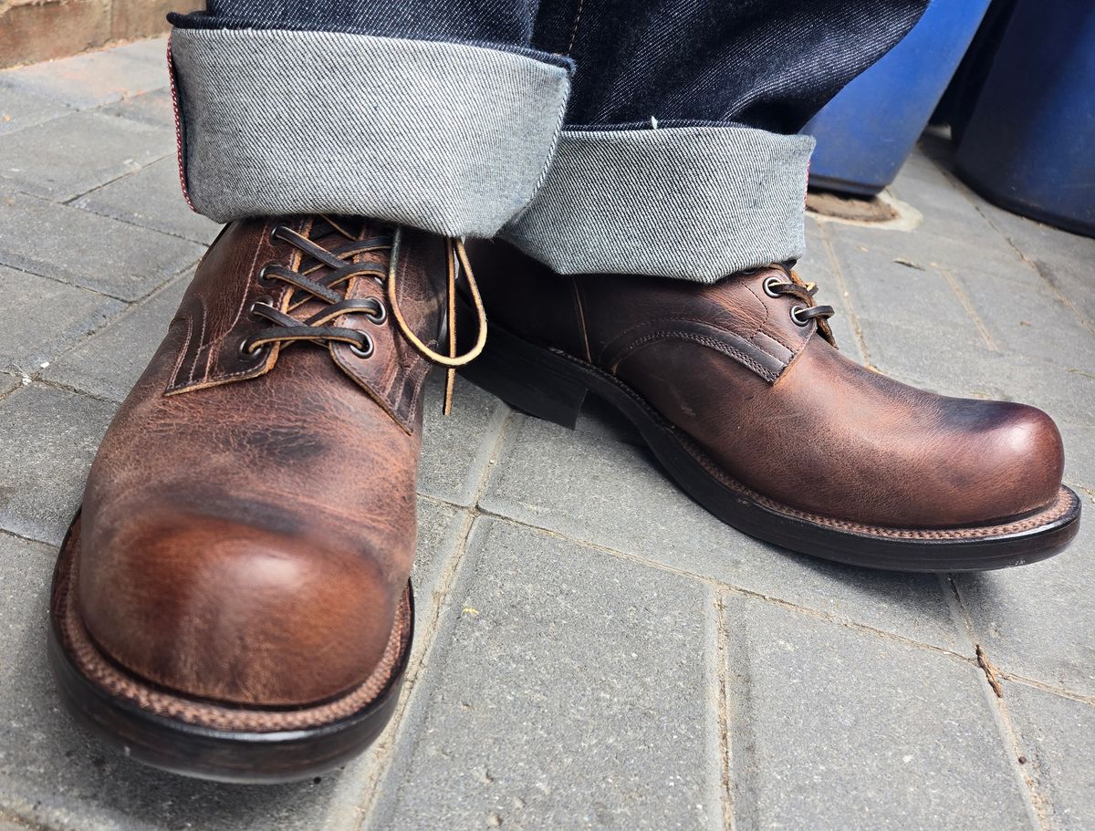Photo by chuligani on May 15, 2026 of the Viberg Service Boot in Horween Rowdy Dachshund.