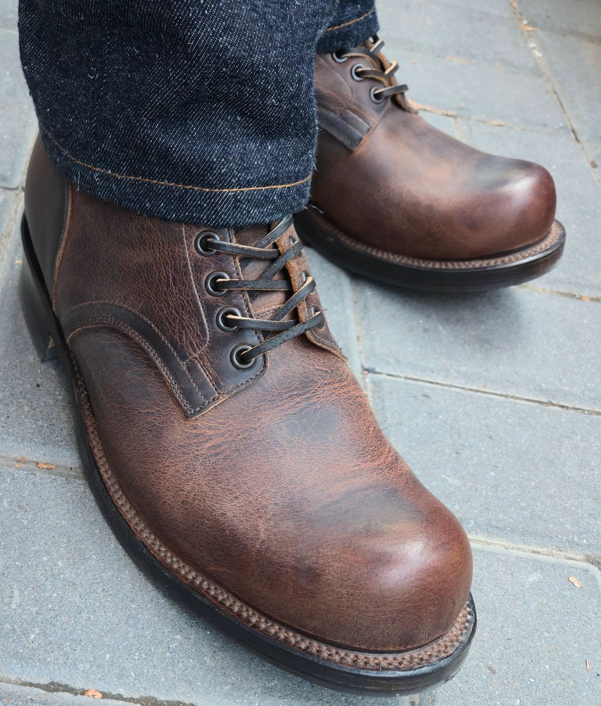 Photo by chuligani on June 30, 2026 of the Viberg Service Boot in Horween Rowdy Dachshund.