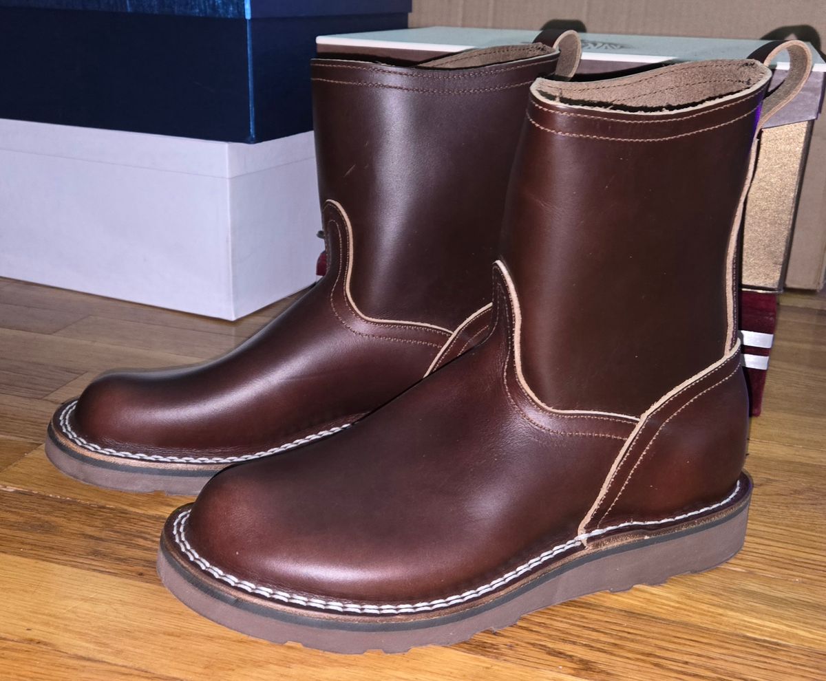 Photo by chuligani on January 2, 2026 of the Nicks Wellington 365 in Horween Brown Shackleton.