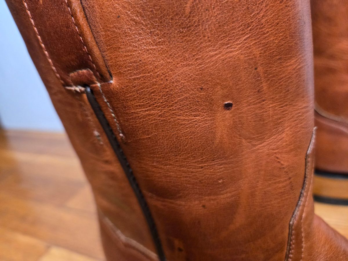 Photo by chuligani on May 23, 2026 of the BNV Boots Roper in Horween English Tan Cypress.