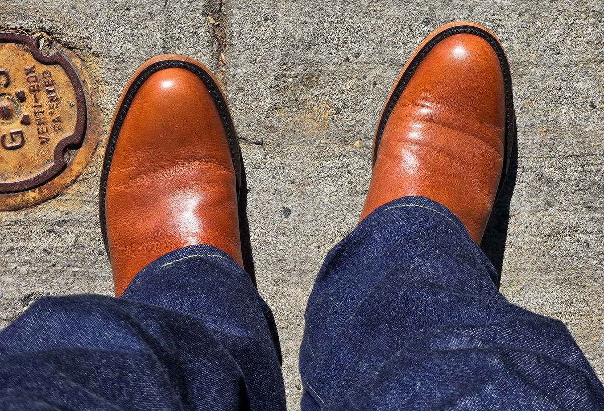 Photo by chuligani on June 8, 2026 of the BNV Boots Roper in Horween English Tan Cypress.