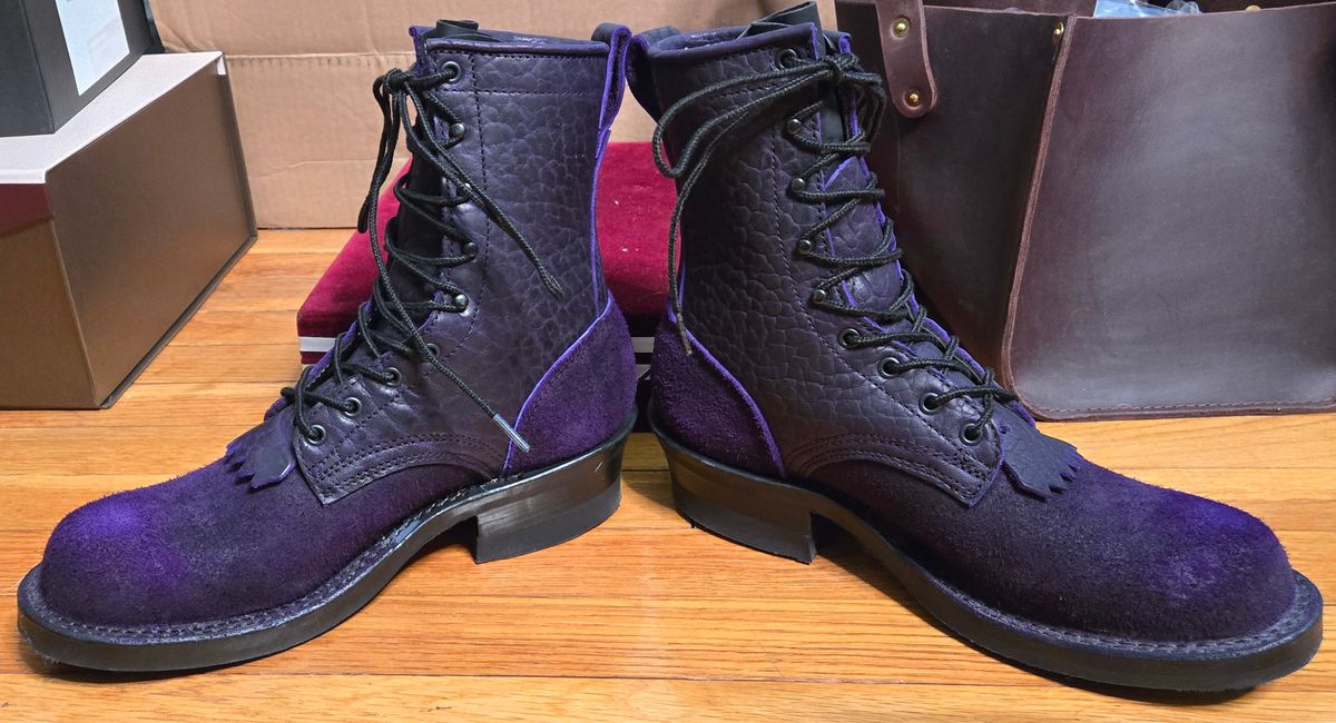 Photo by chuligani on February 22, 2026 of the Frank's Boots Front Range in Law Tanning Nightshade Big Horn Shrunken Bison.
