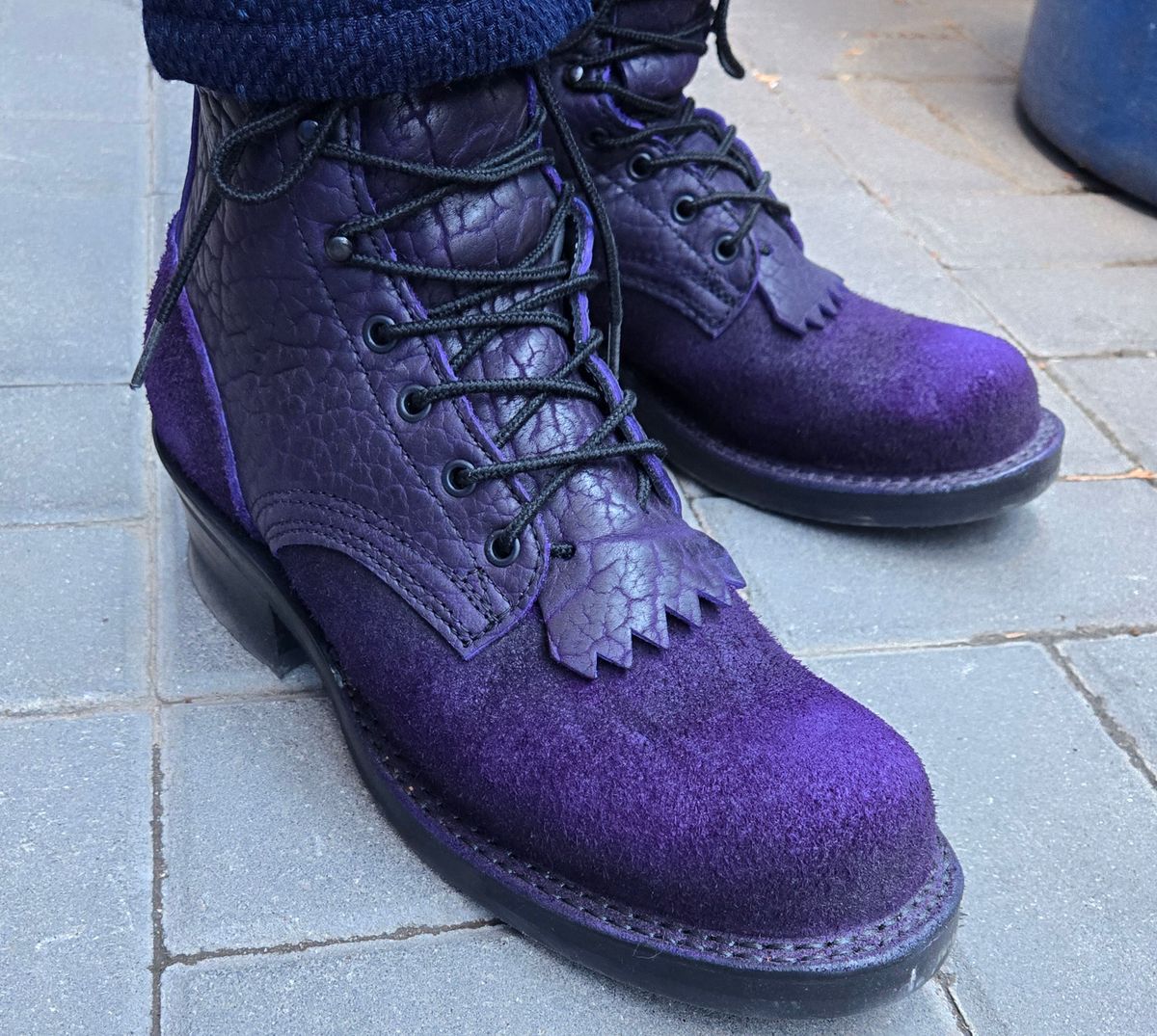 Photo by chuligani on June 24, 2026 of the Frank's Boots Front Range in Law Tanning Nightshade Big Horn Shrunken Bison.