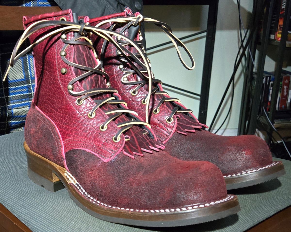 Photo by chuligani on March 29, 2025 of the Nicks Lace Up Heritage in Law Tanning Oxblood Big Horn Shrunken Bison.