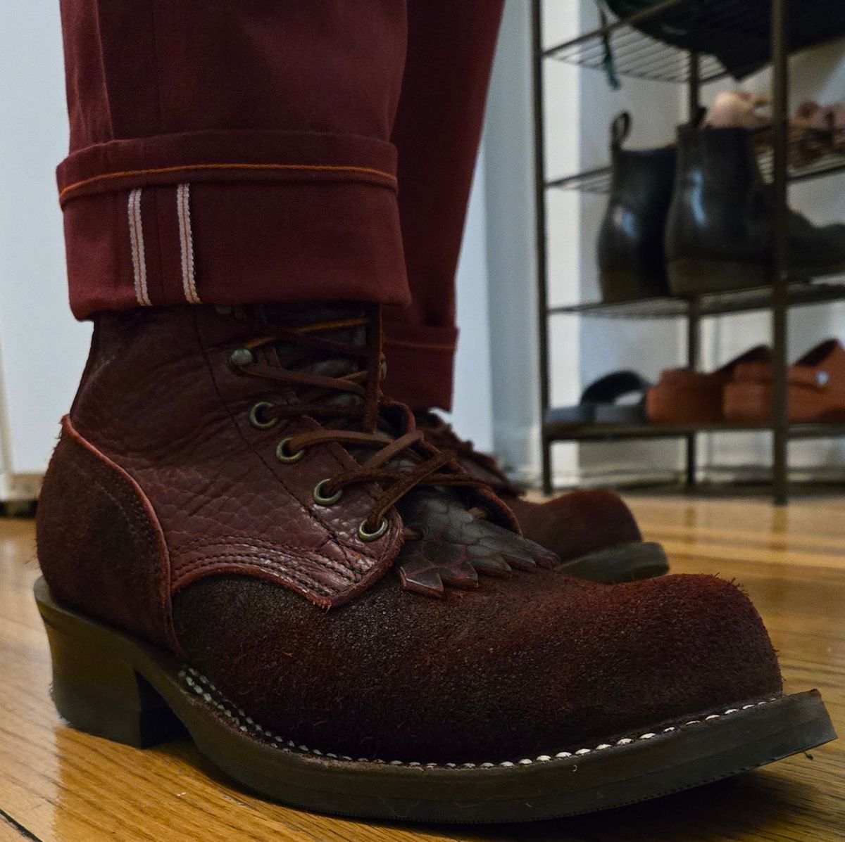 Photo by chuligani on September 12, 2025 of the Nicks Lace Up Heritage in Law Tanning Oxblood Big Horn Shrunken Bison.