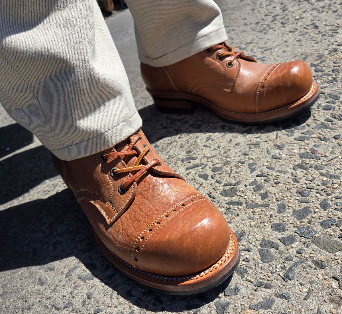 Photo by chuligani on April 9, 2026 of the Prof Barnets Bulky Cap Toe Boots in Maryam Shrunken Horse Culatta Honey.