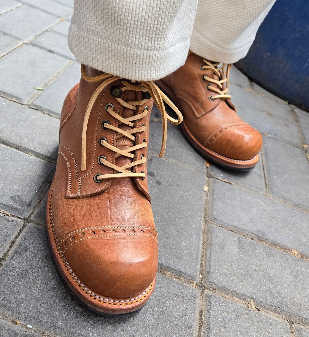 Photo by chuligani on May 22, 2026 of the Prof Barnets Bulky Cap Toe Boots in Maryam Shrunken Horse Culatta Honey.