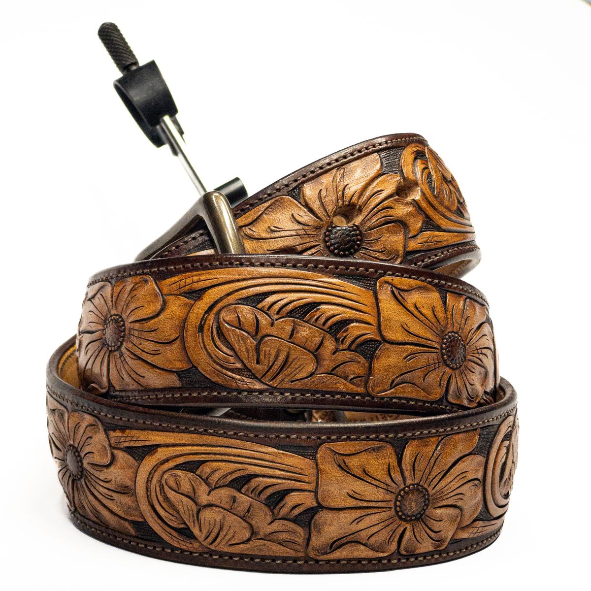 Photo by thenewreligion on November 6, 2025 of the Jarrett Van Curen Tooled Western Belt in Unknown Natural Veg Tan.