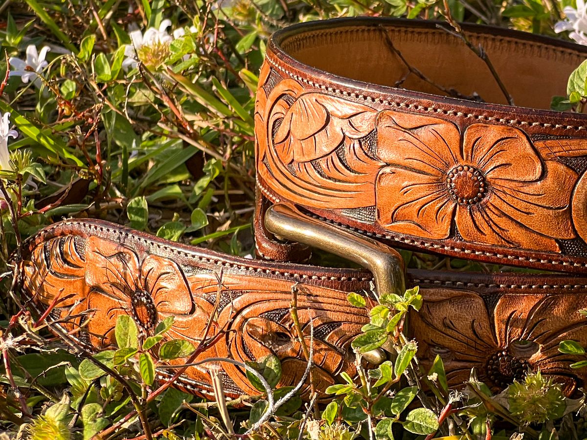 Photo by thenewreligion on December 5, 2025 of the Jarrett Van Curen Tooled Western Belt in Unknown Natural Veg Tan.