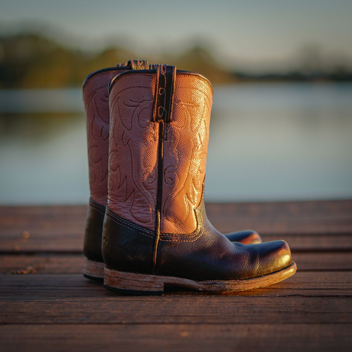 Photo by thenewreligion on December 5, 2024 of the Self-Made Cowboy Boot in Water Buffalo.