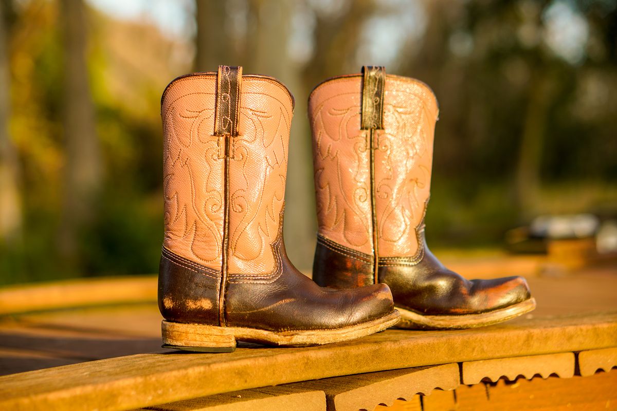 Photo by thenewreligion on February 4, 2025 of the Self-Made Cowboy Boot in Water Buffalo.