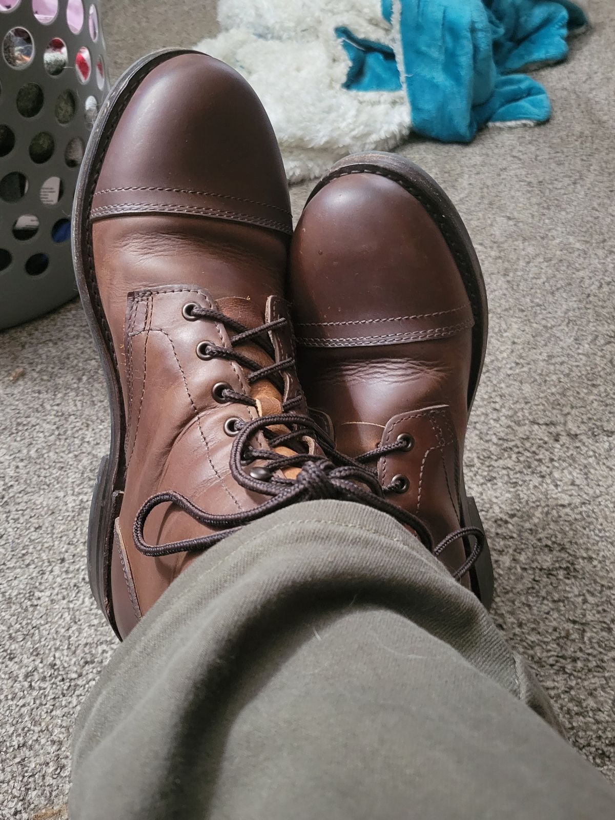 Photo by GrantR on January 6, 2026 of the Thursday Thursday / Heritage Captain in Thursday / Rustic Brown Pull Up.