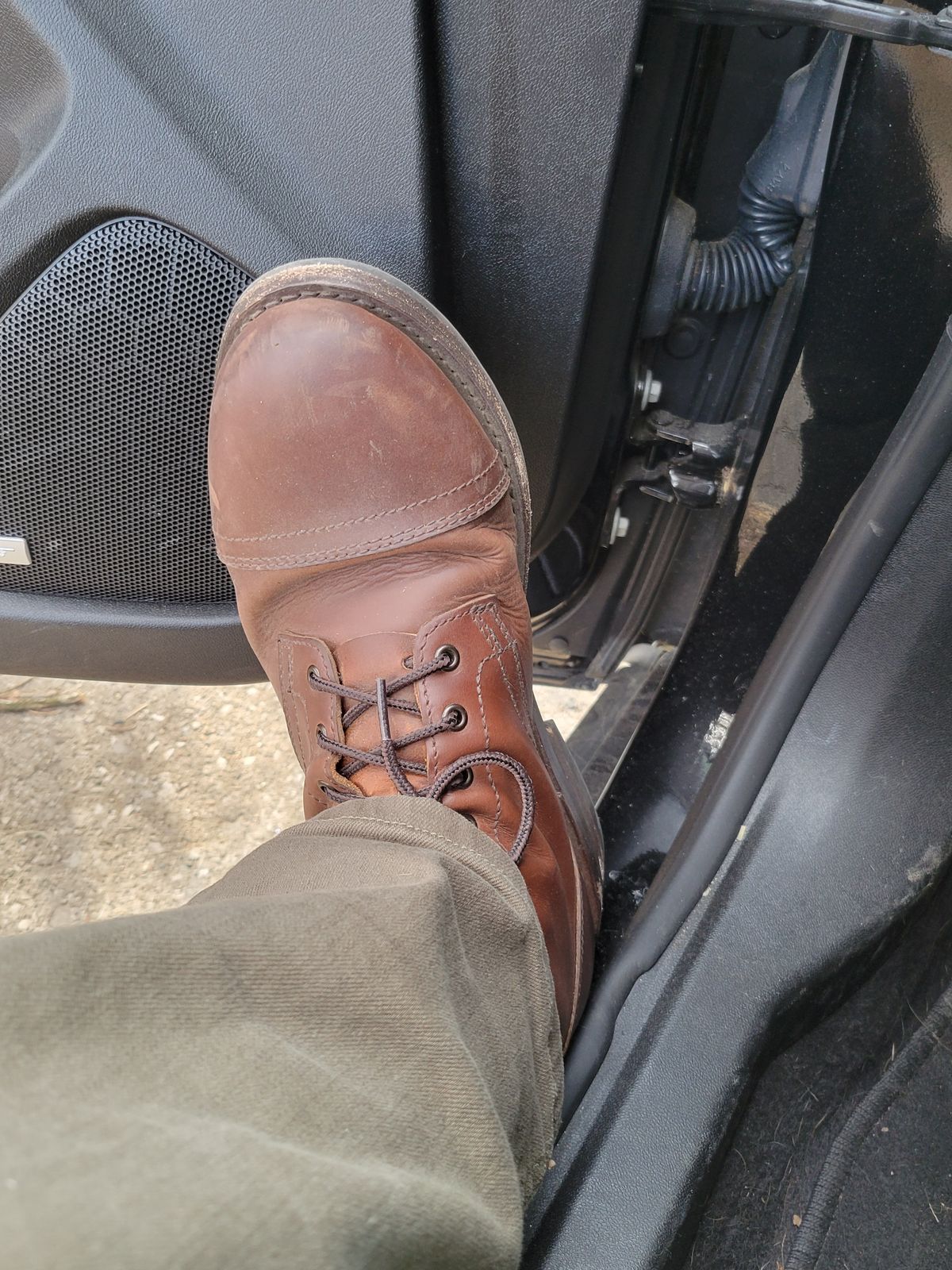 Photo by GrantR on February 26, 2026 of the Thursday Thursday / Heritage Captain in Thursday / Rustic Brown Pull Up.