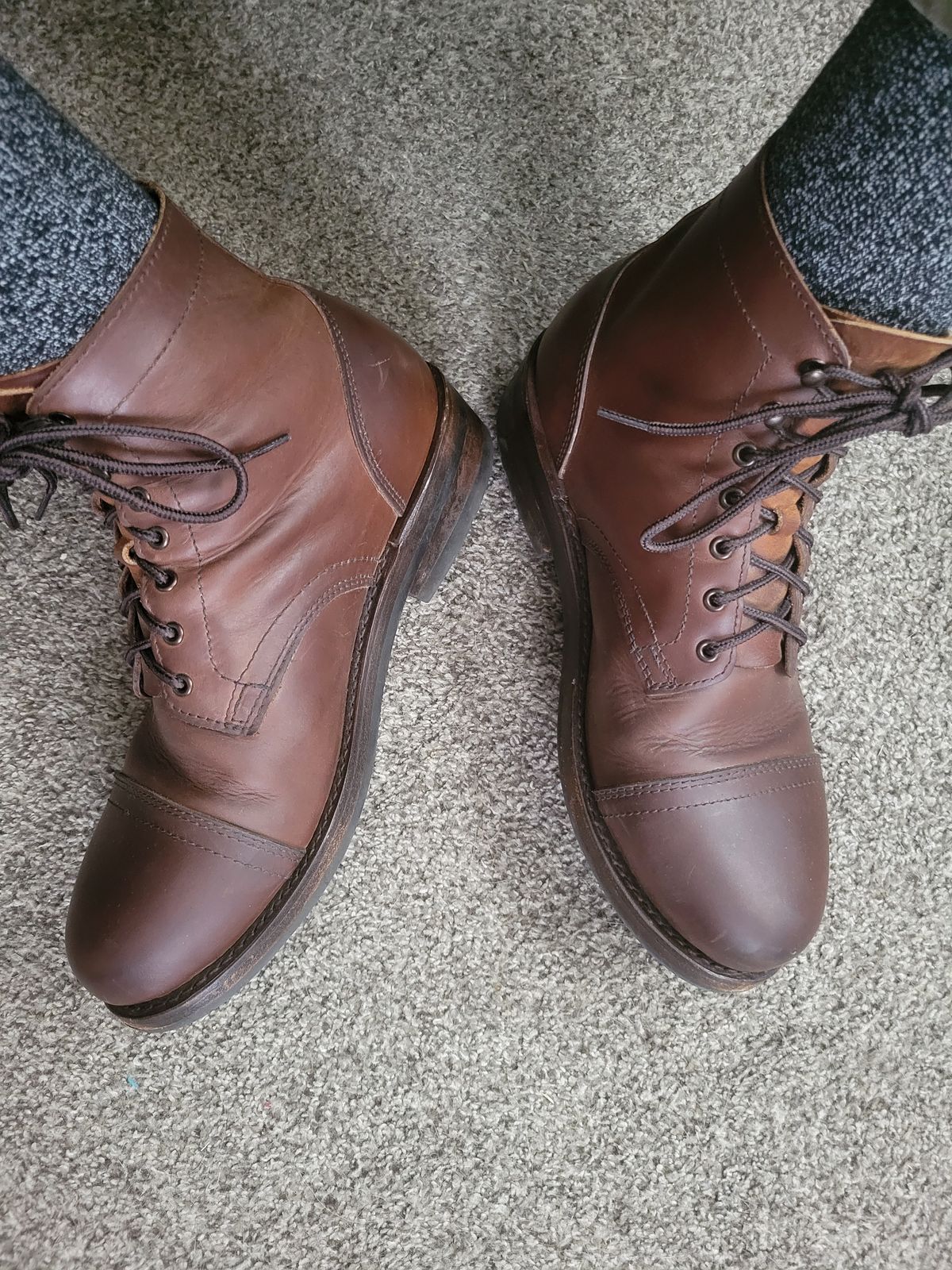 Photo by GrantR on April 3, 2026 of the Thursday Thursday / Heritage Captain in Thursday / Rustic Brown Pull Up.