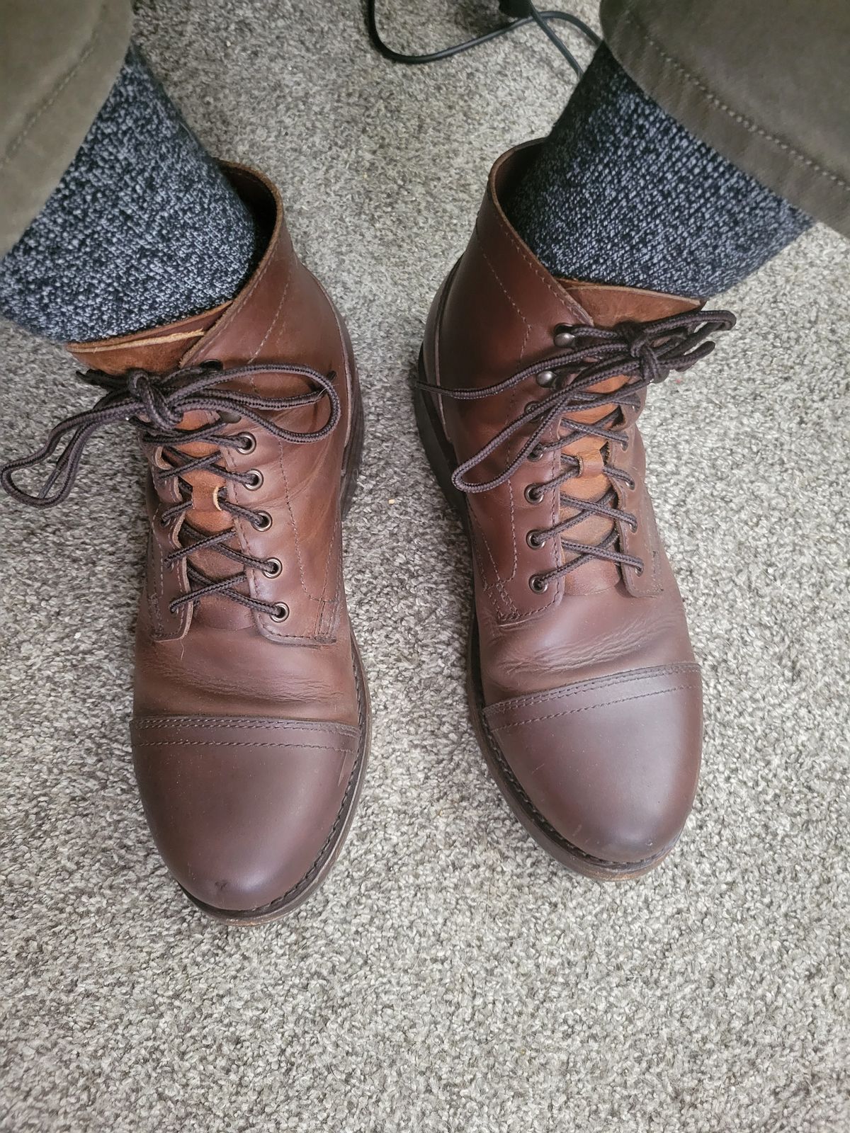 Photo by GrantR on April 3, 2026 of the Thursday Thursday / Heritage Captain in Thursday / Rustic Brown Pull Up.