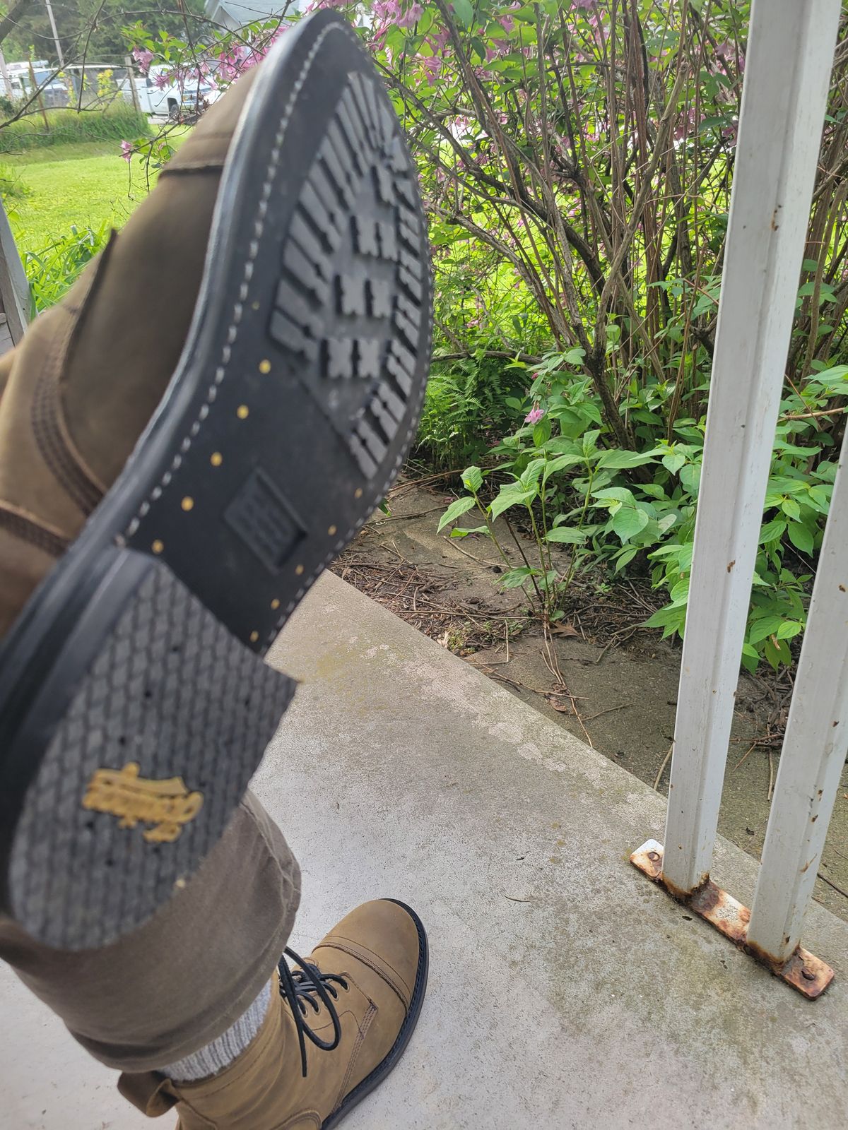 Photo by GrantR on May 11, 2026 of the Urban Wolf Club Axeman 10 Eyelet in Crazy Horse Olive Green.